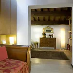 Domus Frattina
