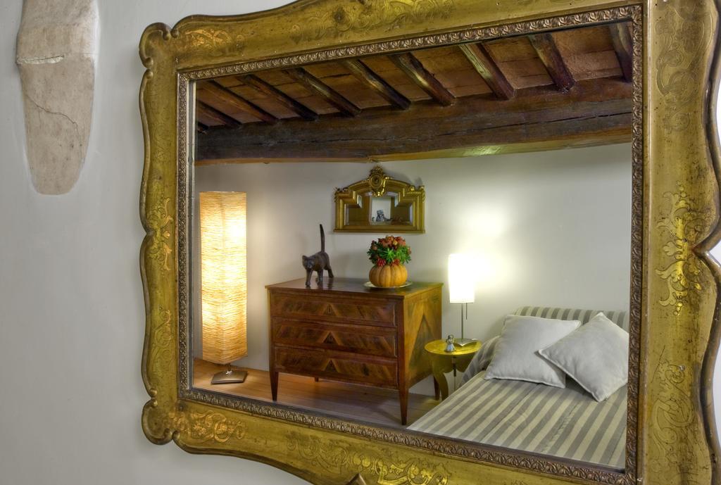 Domus Frattina Bed & Breakfast Rome